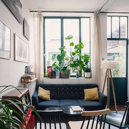 Apartamento Duplex Sur Cour Arboree Paris