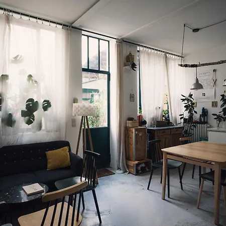 Duplex Sur Cour Arboree * Párizs