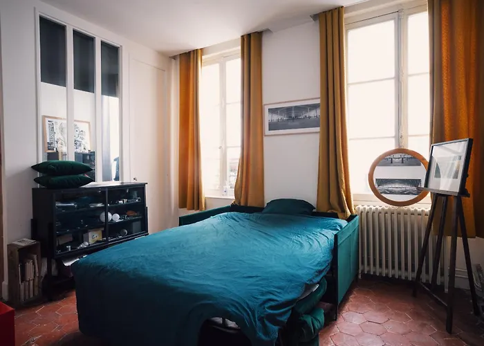 Апартаменты Duplex Sur Cour Arboree